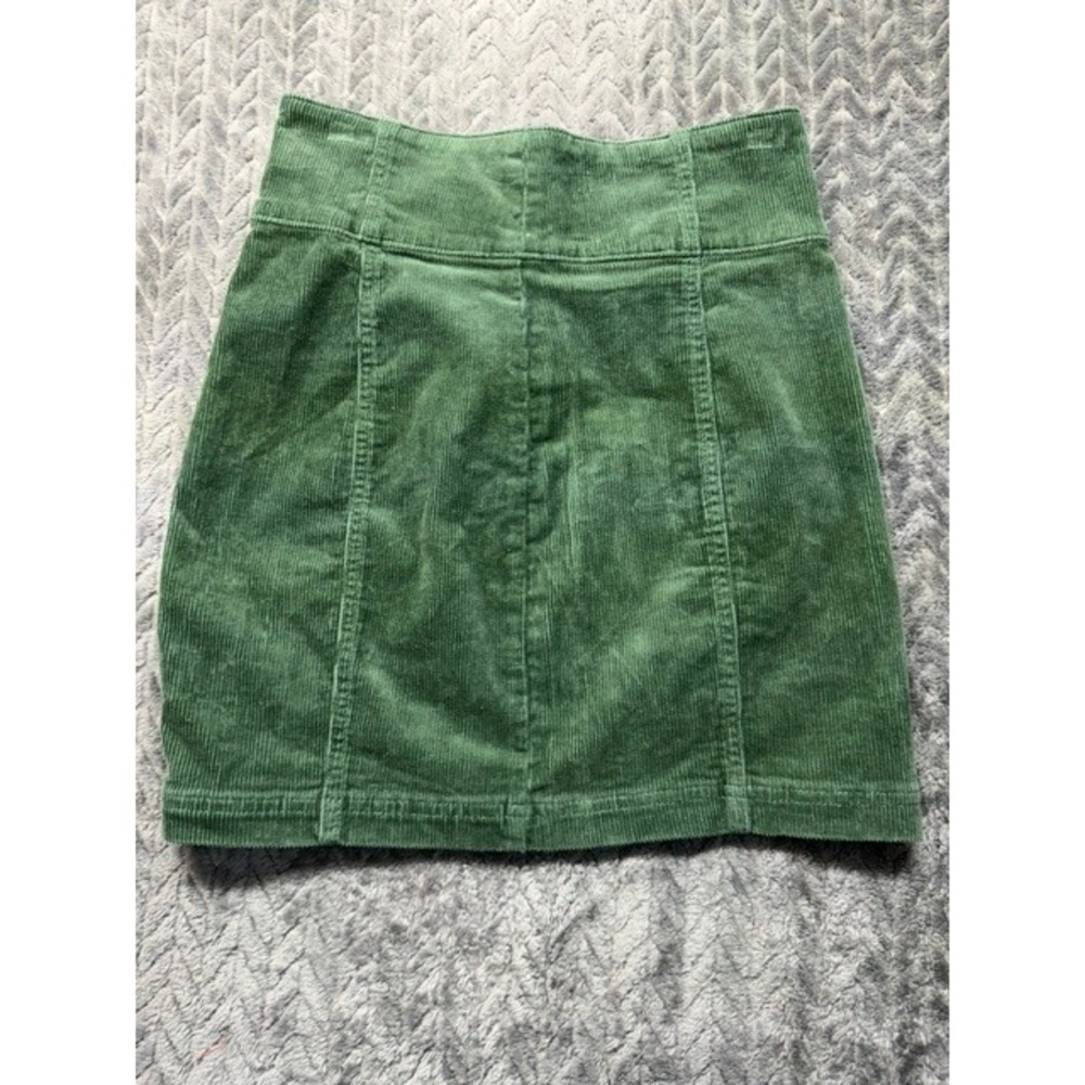 SO Goods For Life Green Corduroy High Rise Mini Skirt Size 3 26W NEW 0816